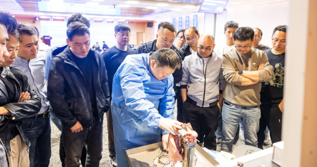 5719162b-f9c6-4118-8081-cad40e49fb6d